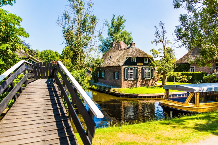 From Amsterdam: Giethoorn & Enclosing Dike Full-Day Tour