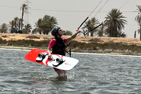 Djerba: Intermediate Kitesurfing Course – 6 hours (3 sessions) Level 2 IKO Djerba: Intermediate Kitesurfing Course – 6 hours (3 sessions) IKO Level 2