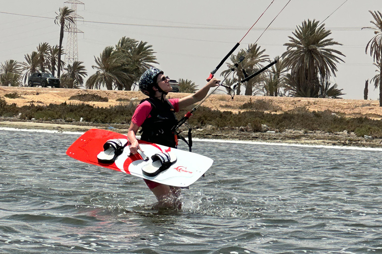 Djerba: Intermediate Kitesurfing Course – 6 hours (3 sessions) Level 2 IKO Djerba: Intermediate Kitesurfing Course – 6 hours (3 sessions) IKO Level 2