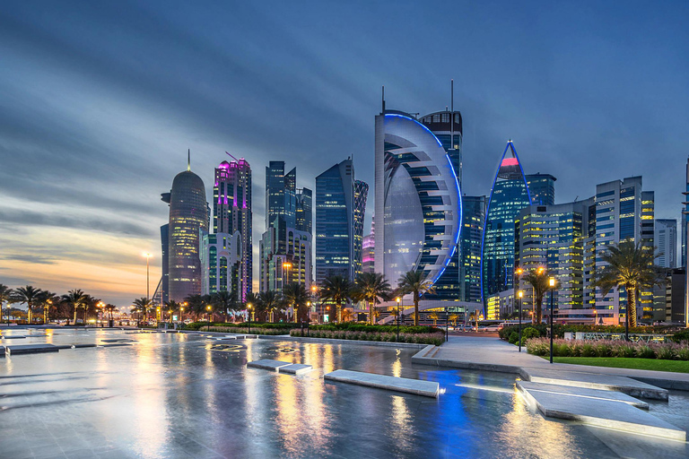 Visita a la ciudad de Doha con guía local y paseo en dhow