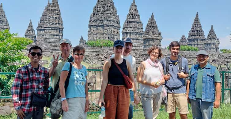 Yogyakarta: Borobudur Sunrise & Prambanan Guarantee Climb up