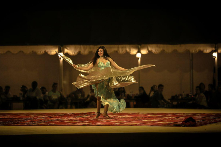 迪拜：高端野生动物园、骆驼骑乘体验、Lisaili Fort Camp和自助餐迪拜：高端野生动物园、骆驼骑乘体验、Lisaili Fort Camp 和自助餐