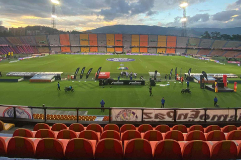 ميديلين: جولة كرة قدم مع زيارة الملعب