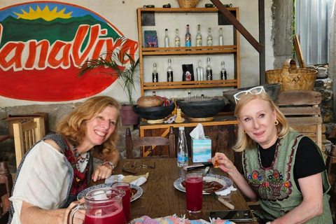 Oaxaca: Traditional Mole Cooking Class with Market Visit