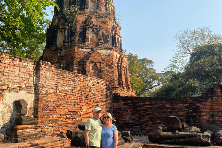 Ayutthaya: Private Tuk-Tuk & Boat Multicultural Discovery Essensial: Temples & Tuk Tuk