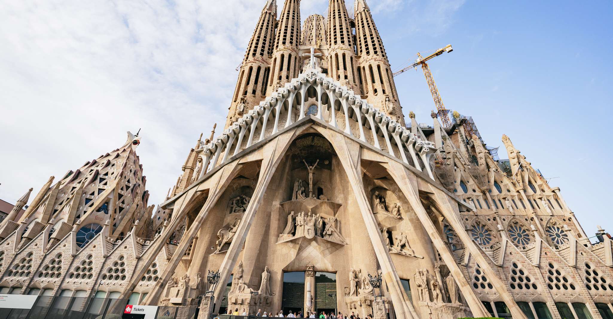 Barcelona: Sagrada Familia Skip-the-Line Entry Ticket & Tour photo 1