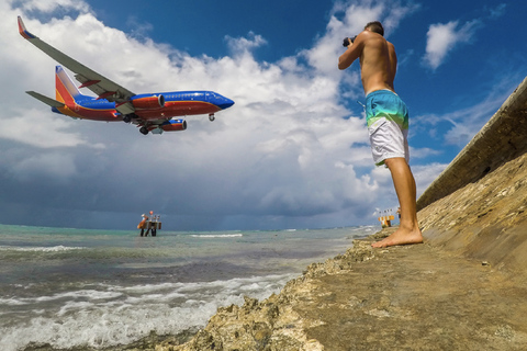 Kingston: Privater One-Way-Transfer zum Flughafen Montego Bay