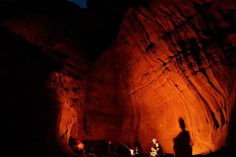 Wadi Rum: 2-Day Desert Tour with Camp Stay & Meals & Hiking