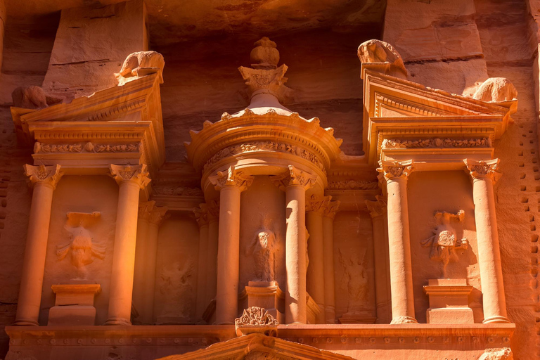 Vanuit de haven van Aqaba: Petra-kustexcursie