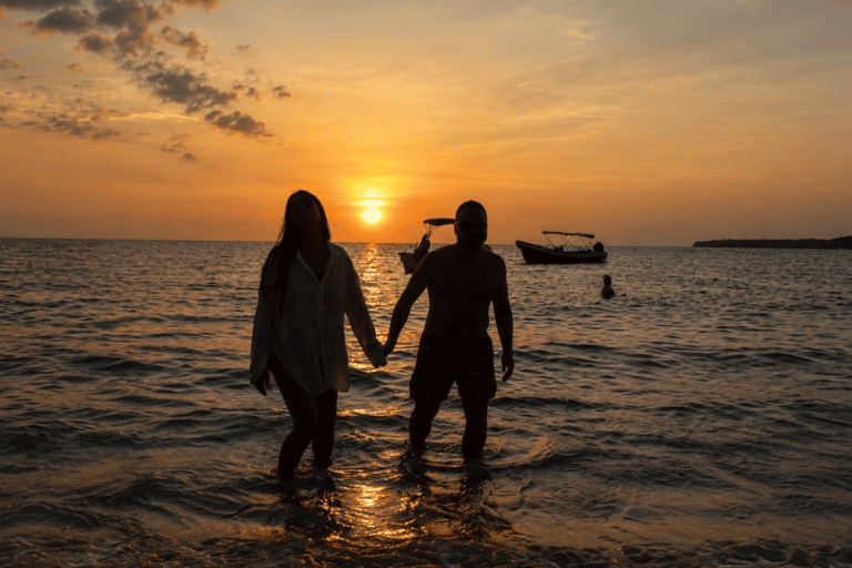 Full-day tour in Playa Blanca + Snorkeling + Plankton Playa Blanca Full-Day Tour + Snorkeling + Plankton