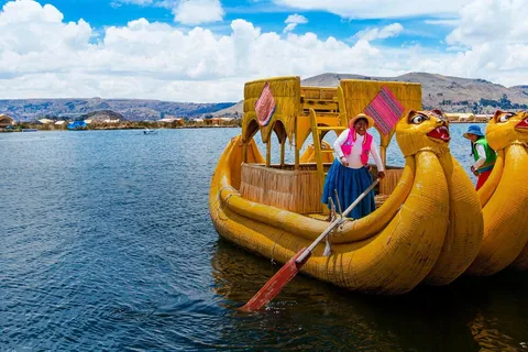 Full Day Tour to Titicaca Lake in Puno: Uros and Amantani