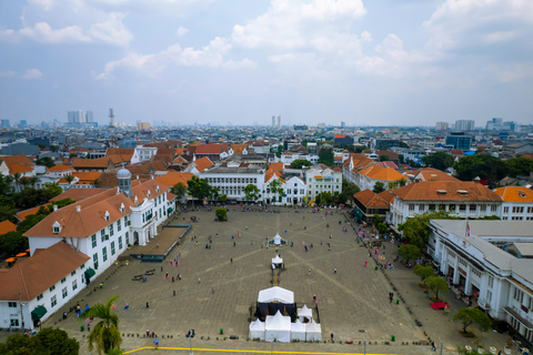 Jakarta: Old Town Tour with Guide and Entry to Museum