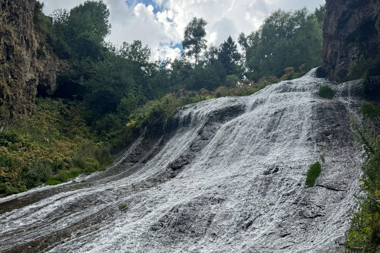From Yerevan: Jermuk and Shaki Waterfall Day Trip With guide