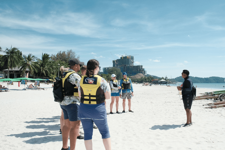 Visite privée en jet ski surpuissant à Langkawi avec vidéo par droneFORFAIT LUXE BRONZE INDIVIDUEL