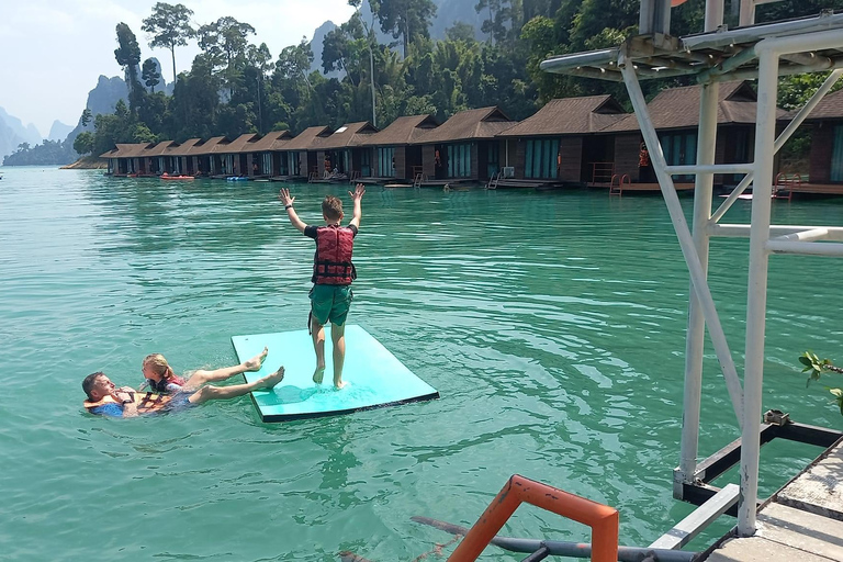 Khao Lak: crucero por el lago Cheow Lan, excursión a pie y tour en kayakKhao Lak: crucero por el lago Cheow Lan, senderismo y excursión en kayak