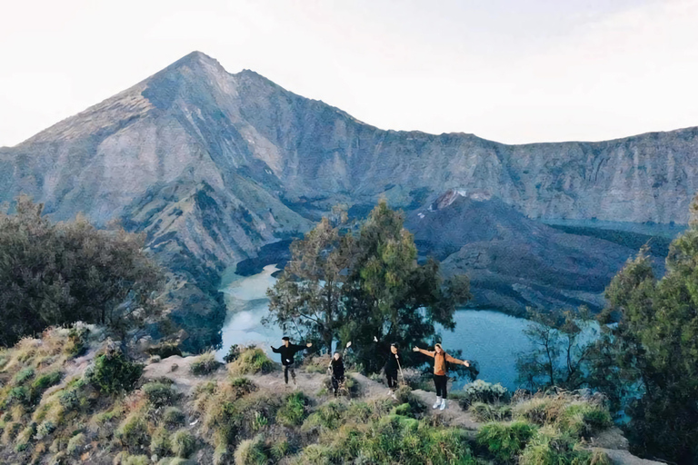 mount rinjani 2 dagar 1 natt senaru krater gå med i grupp