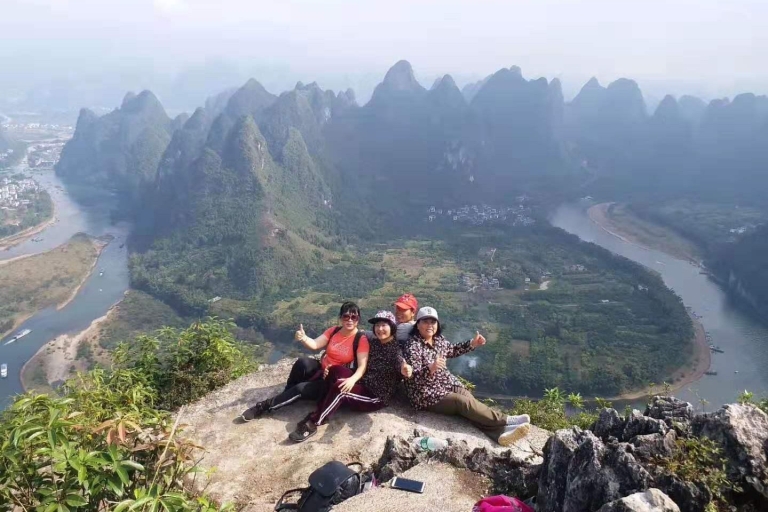 Yangshuo: 2-Day Top Highlights+Cycling, Rafting and Hiking Spanish/German/French/Italian Guide Tour
