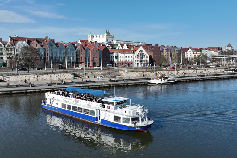 Szczecin: Oder River Harbor Cruise with Audio Guide