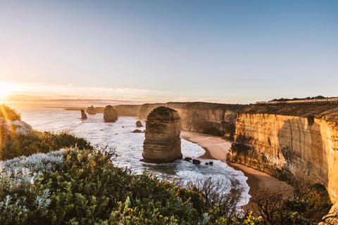 Melbourne to Adelaide: 2-Day Overland Explorer Tour Shared Dorm Room