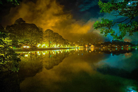 Sigiriya: Kandy VIP Transfer with Temple & Dance Show