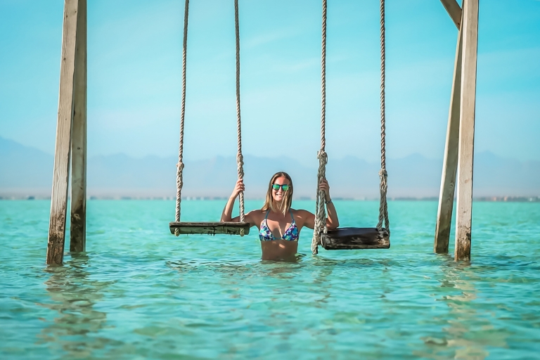 Hurghada: półdniowa wycieczka łodzią po zatoce Orange Bay i Paradise IslandsWspólna wycieczka