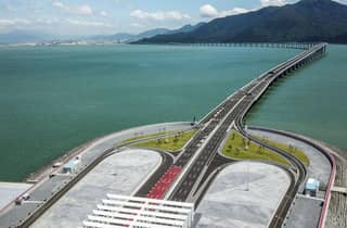 Hongkong ⇄ Zhuhai | Privater Transfer mit Limo + optionale Zhuhai-Tour