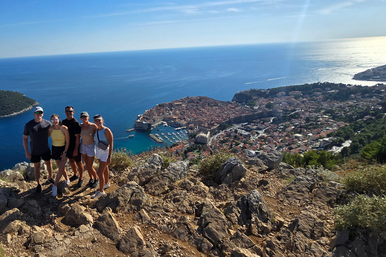 إطلالات دوبروفنيك وتجربة حديقة ترستينو النباتية