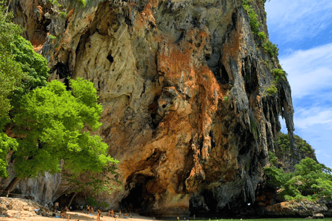 كرابي: جولة على متن قارب فاخر لمشاهدة غروب الشمس في 7 جزر مع الشواء والعوالقانضم للجولة