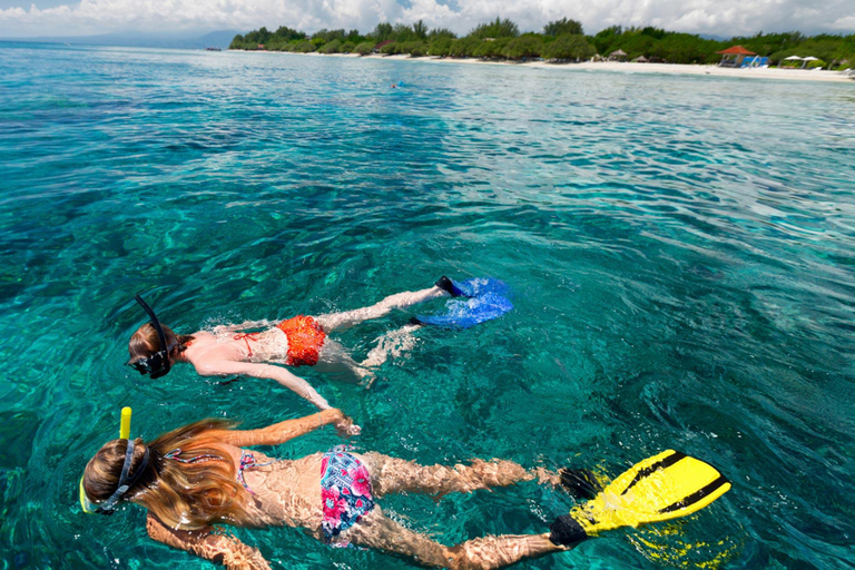 从巴厘岛出发：努沙佩尼达魔鬼鱼浮潜私人乘船观光共享游船之旅（含午餐，巴厘岛酒店接送服务）