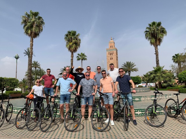 Visit Dutch-language cycling tour through Marrakech. in Tahnaout