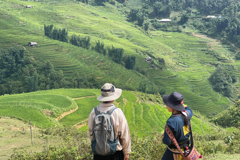 Randonnée dans le village de Red Dao et bain aux herbes