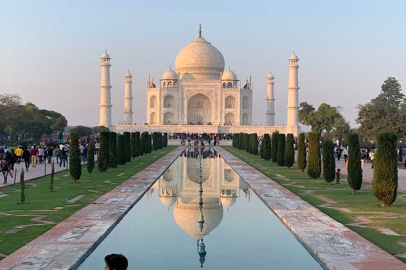 Tajmahal mit Mausoleum Skip The Line Ticket mit Führer GetYourGuide