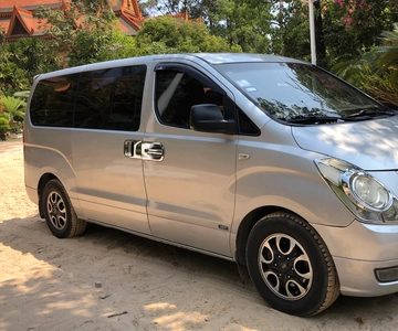 Phnom Penh: To/From Siem Reap Private Transfer Mini-Van-Car