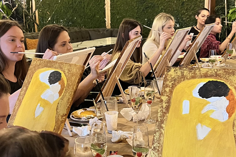Vienna: Klimt-Inspired Painting Workshop with Wine