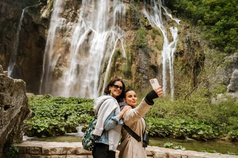 From Zagreb: Plitvice Lakes National Park Tour with Tickets