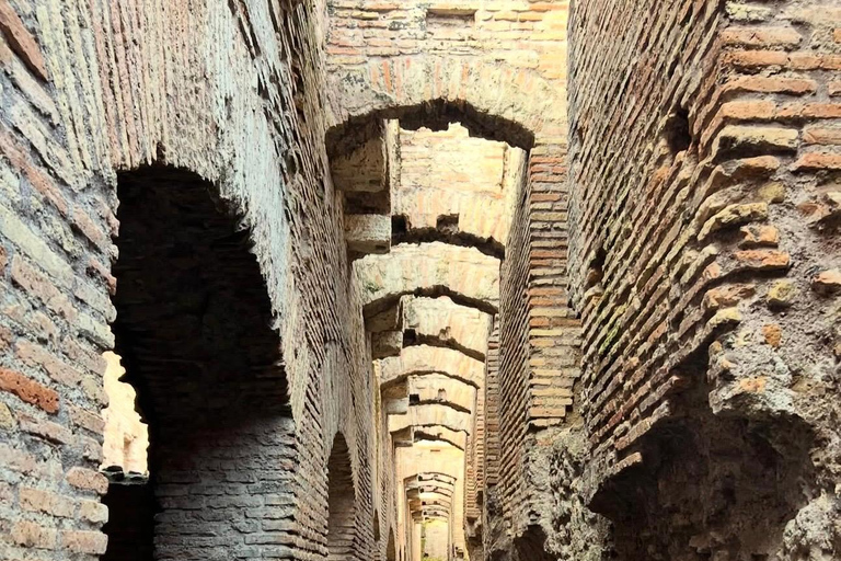 Rome: Colosseum Underground, Arena & Forum Private Tour Rome:Private Colosseum Underground, Arena & Roman Forum Tour