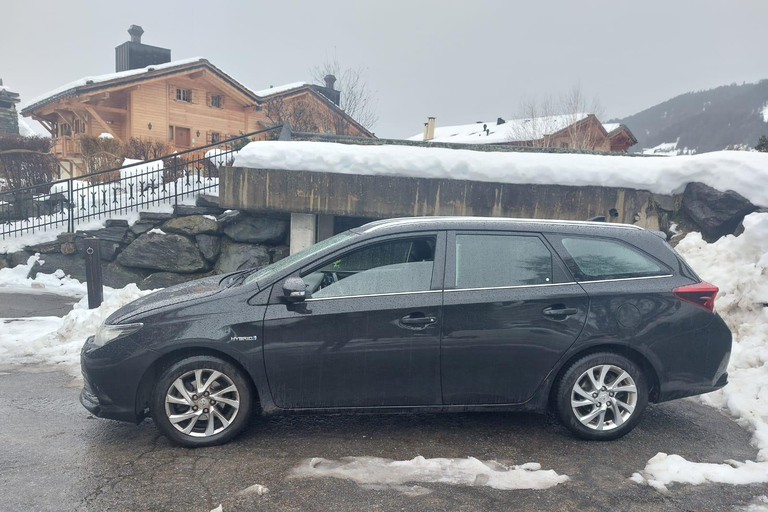 Oslo : Transfert privé pour l&#039;arrivée et le départMinivan (7 personnes, 8 bagages)