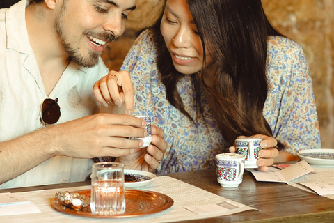 Istanbul: Workshop Turkse koffie zetten en waarzeggerij