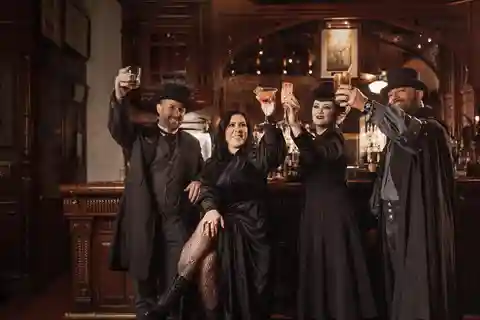 San Antonio: Ghost Bus Haunted Pub Crawl