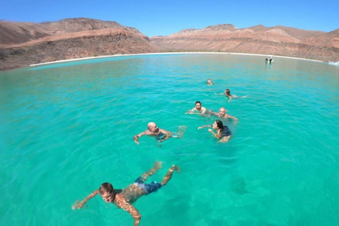 La Paz: Espíritu Santo Island, Balandra Beach, and Sea Lions – All-Inclusive La Paz: Espíritu Santo Island and Balandra, All-Inclusive