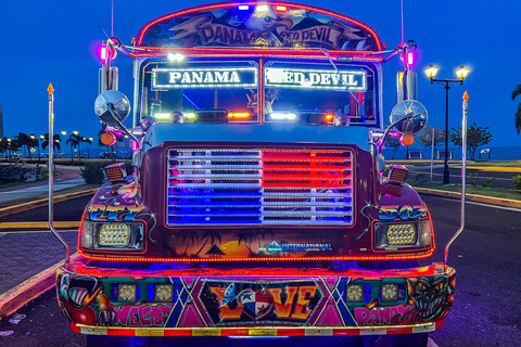 Panama City: Tour in Chiva Turística & Amador & Rooftop Bar