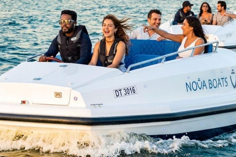Dubai: Self-Drive Boat Tour in Creek Harbour - 5 Pax Dubai: Self-Drive Boat Experience in Creek Harbour - 5 Pax