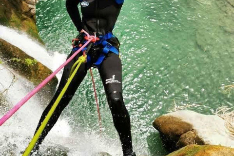 Bolulla: Estret de les Penyes Water Canyoning