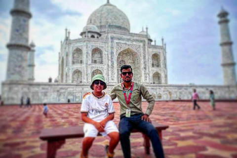 Taj Mahal: Express Entry Ticket For Sunrise Tour with guide Only Professional Tour Guide