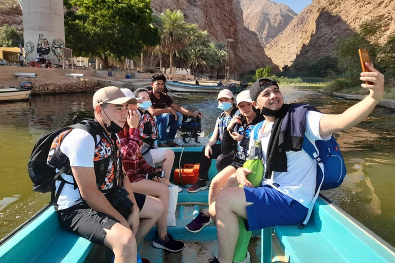 Muscat: Wadi Al Shab Oasis, Secret Cave & Sinkhole