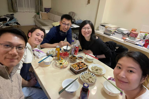 Shanghai food experience: Home dining with locals