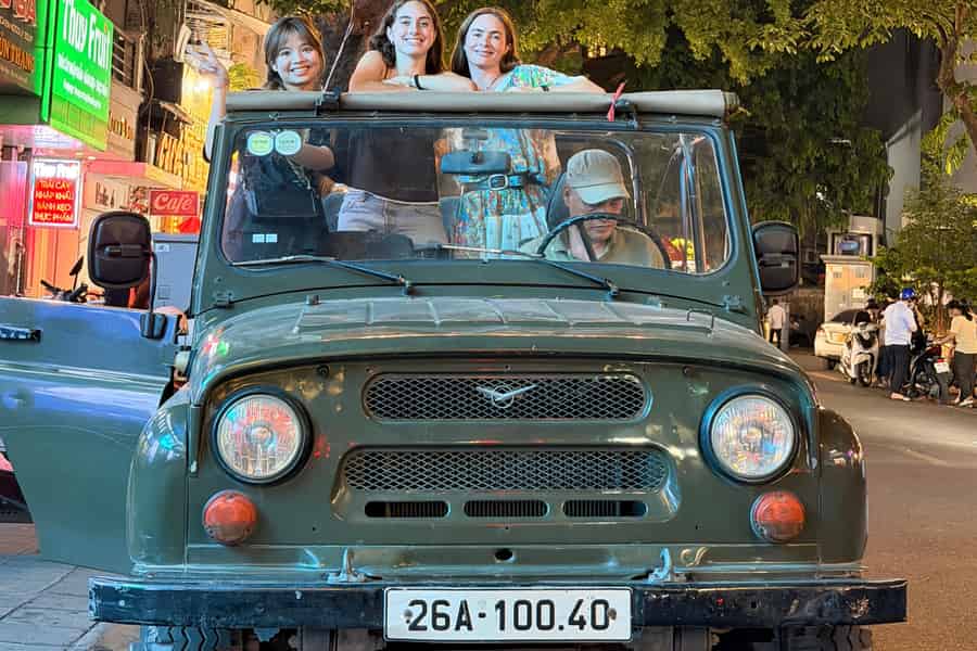 Ihr Hanoi, auf Ihre Art: Individuelles Jeep-Erlebnis. Foto: GetYourGuide