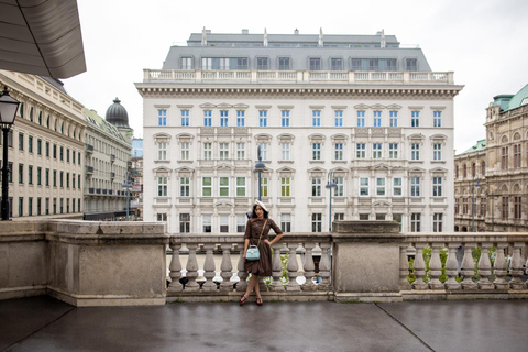 Vienna: Old Town Private Photoshoot + Video Option Ultimate: 50 photos + 30 second video reel | 90 mins