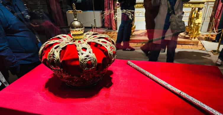 Madrid: Royal Palace Skip-the-line Guided Tour photo 13