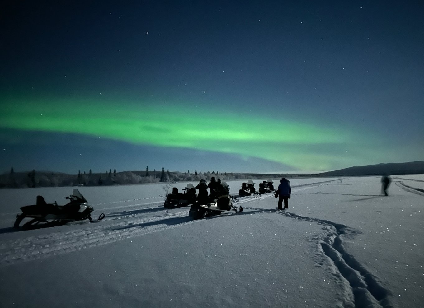 Kiruna: Guidet snescootertur og nordlysjagt